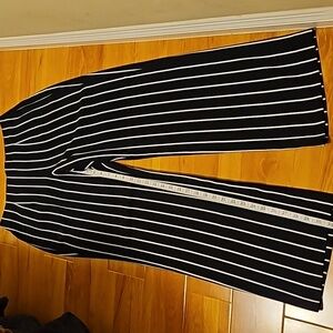 LIZ CLAIBONE DRESS PAN.